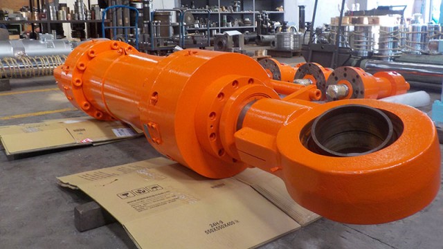 TNRL出口W/Bリフト油圧シリンダ