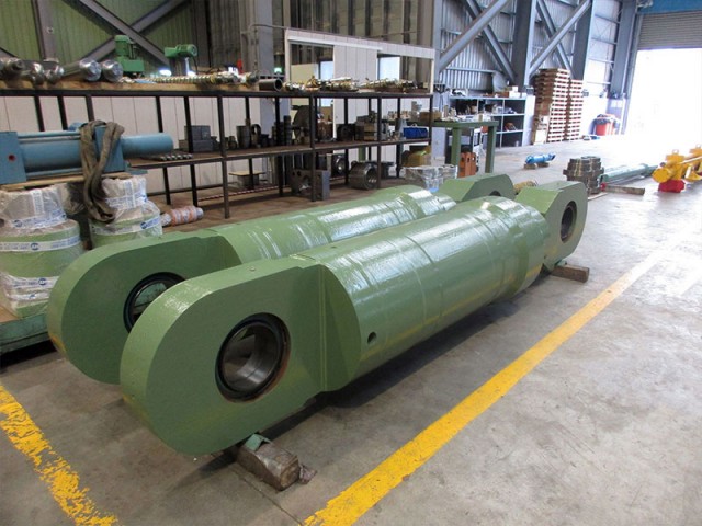 RF動樑舉升油壓缸