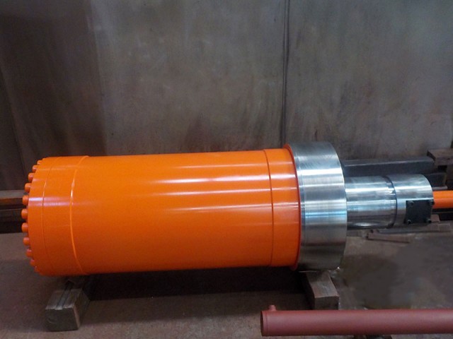 ROOF LIFTING油圧シリンダ