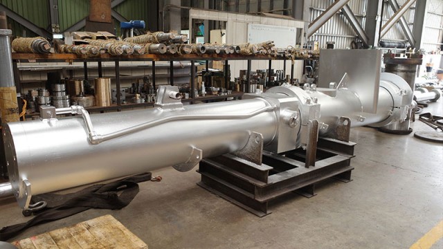 C/H M/G 堵泥機進退油壓缸