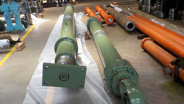 電極升降油壓缸