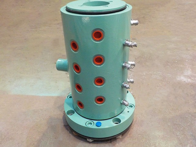 轉爐工場爐底吹旋轉接頭