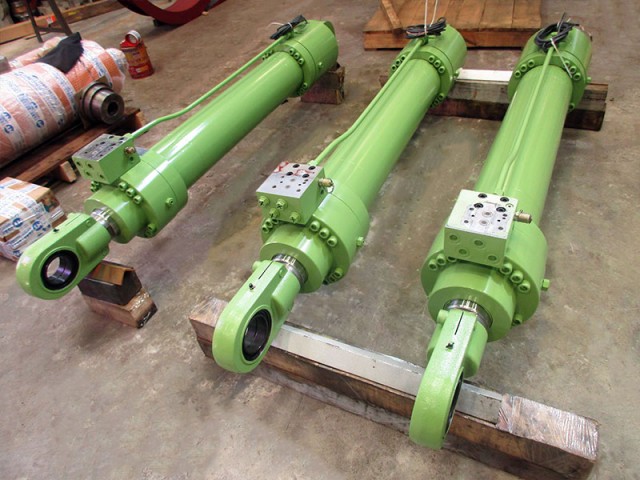 L/F ROOF升降油壓缸