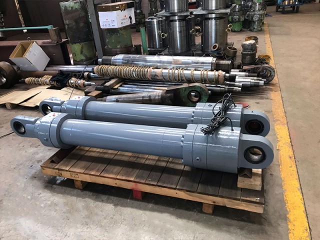 L/F ROOF升降油壓缸