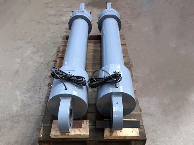 L/F ROOF升降油壓缸