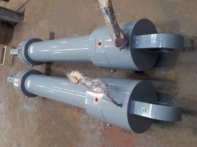 L/F ROOF升降油壓缸