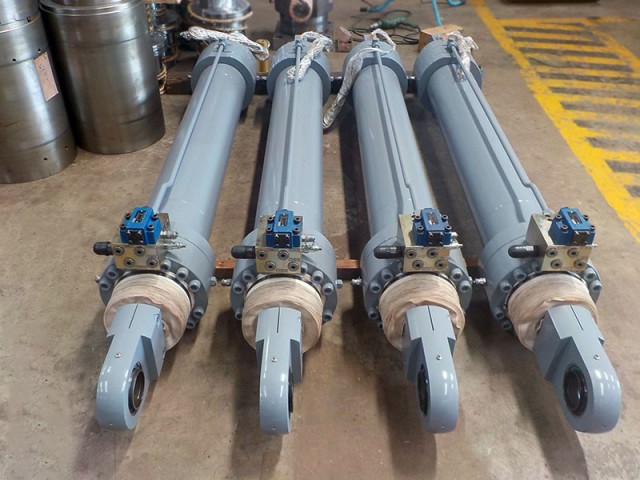 Roof Lifting Device油圧シリンダ