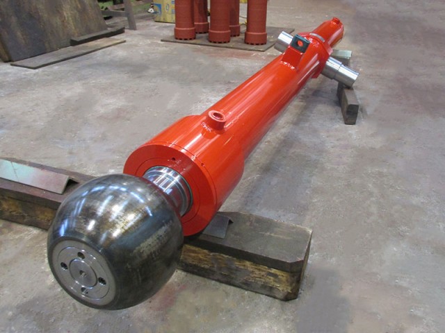 分離油圧シリンダ