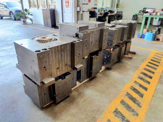 W.R BENDING & W.R STABILIZER CYL. ASSY.