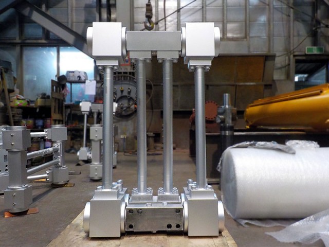 堵泥機旋入旋轉接頭