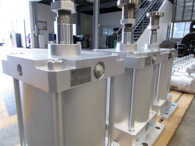 耐熱特殊形空壓缸