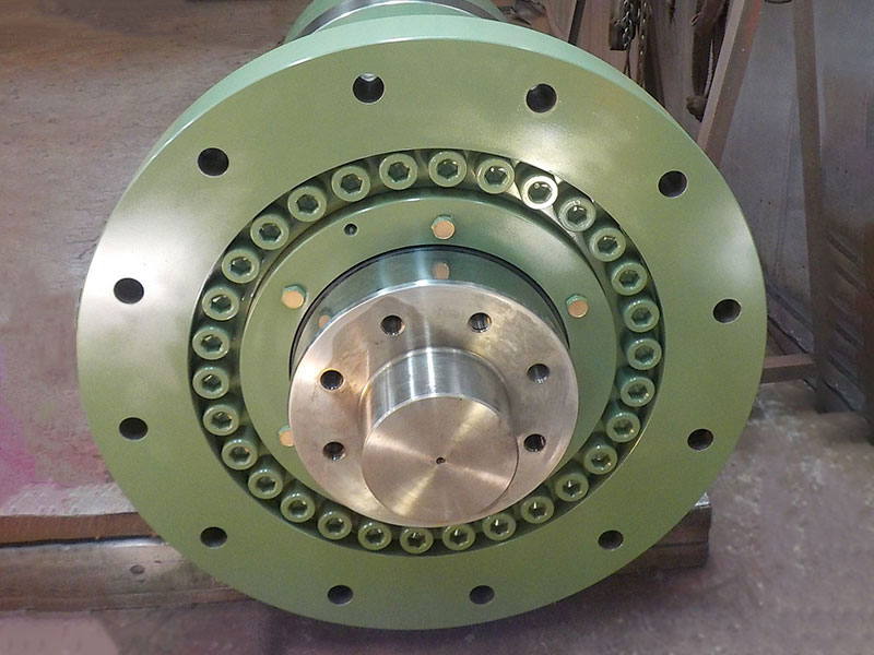Main hydraulic cylinder on the east side of the pipe making machine