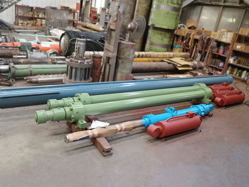 Hydraulic Cylinders-LA140/100x2800