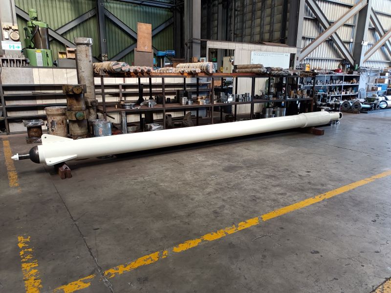 Electrode lifting Hydraulic cylinder