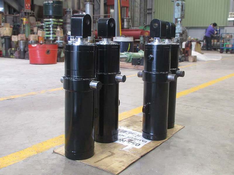 Multi-section hydraulic cylinder for heavy machinery vehicle-TC127/50.8x950